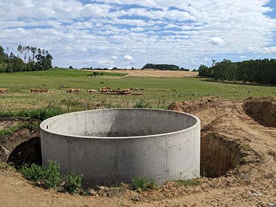 Včelnička - zemědělská uskladňovací nádrž